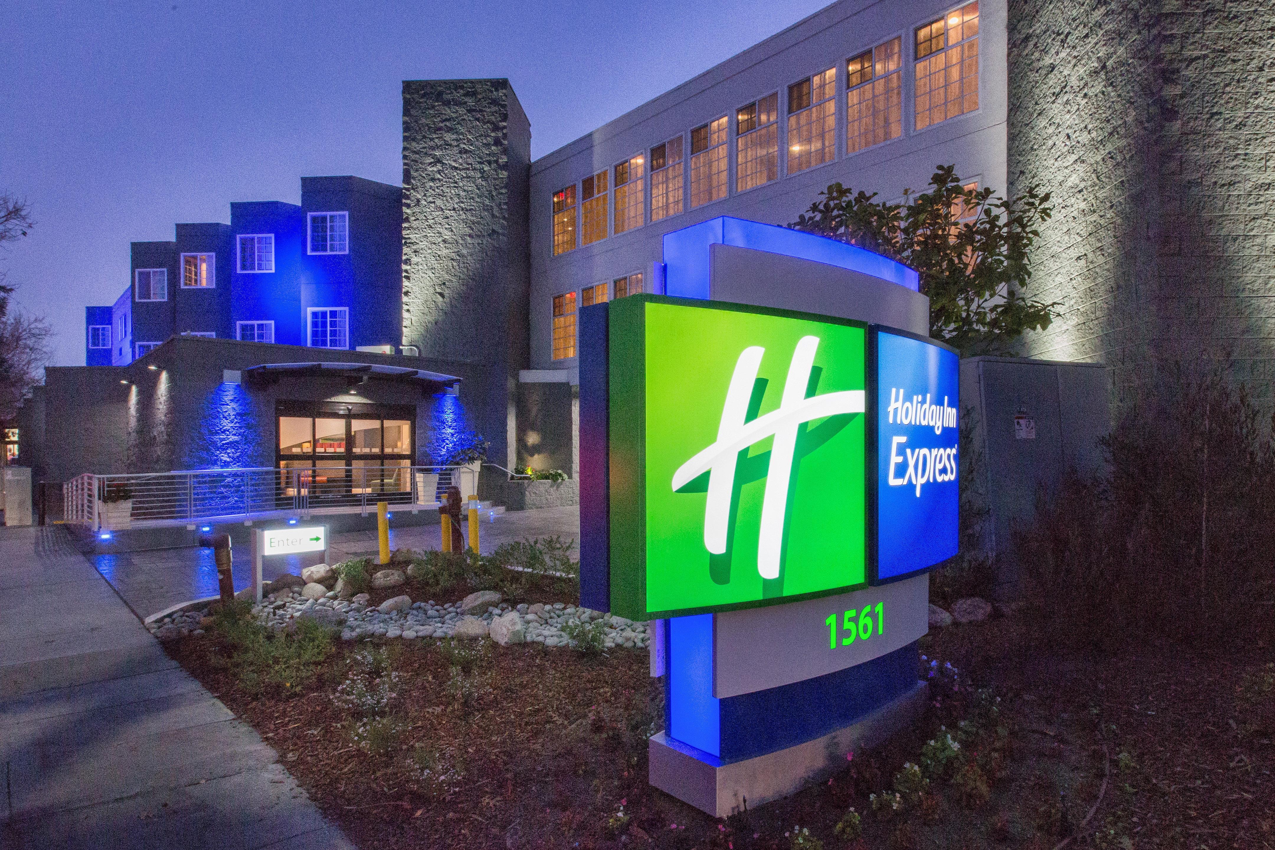Holiday Inn Express Mountain View South Palo Alto By Ihg Экстерьер фото